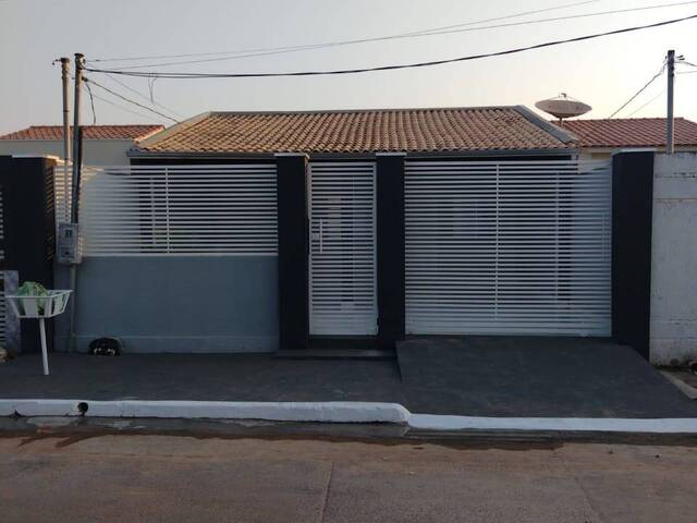 #2385 - Casa para Venda em Cuiabá - MT - 1