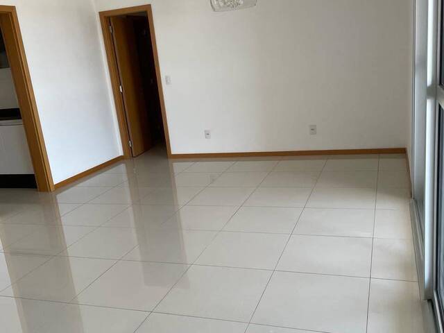 #2472 - Apartamento para Venda em Cuiabá - MT - 3