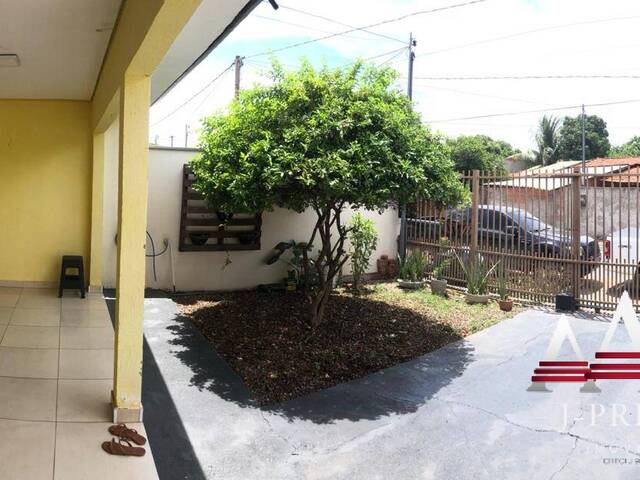 #2501 - Casa para Venda em Cuiabá - MT - 2